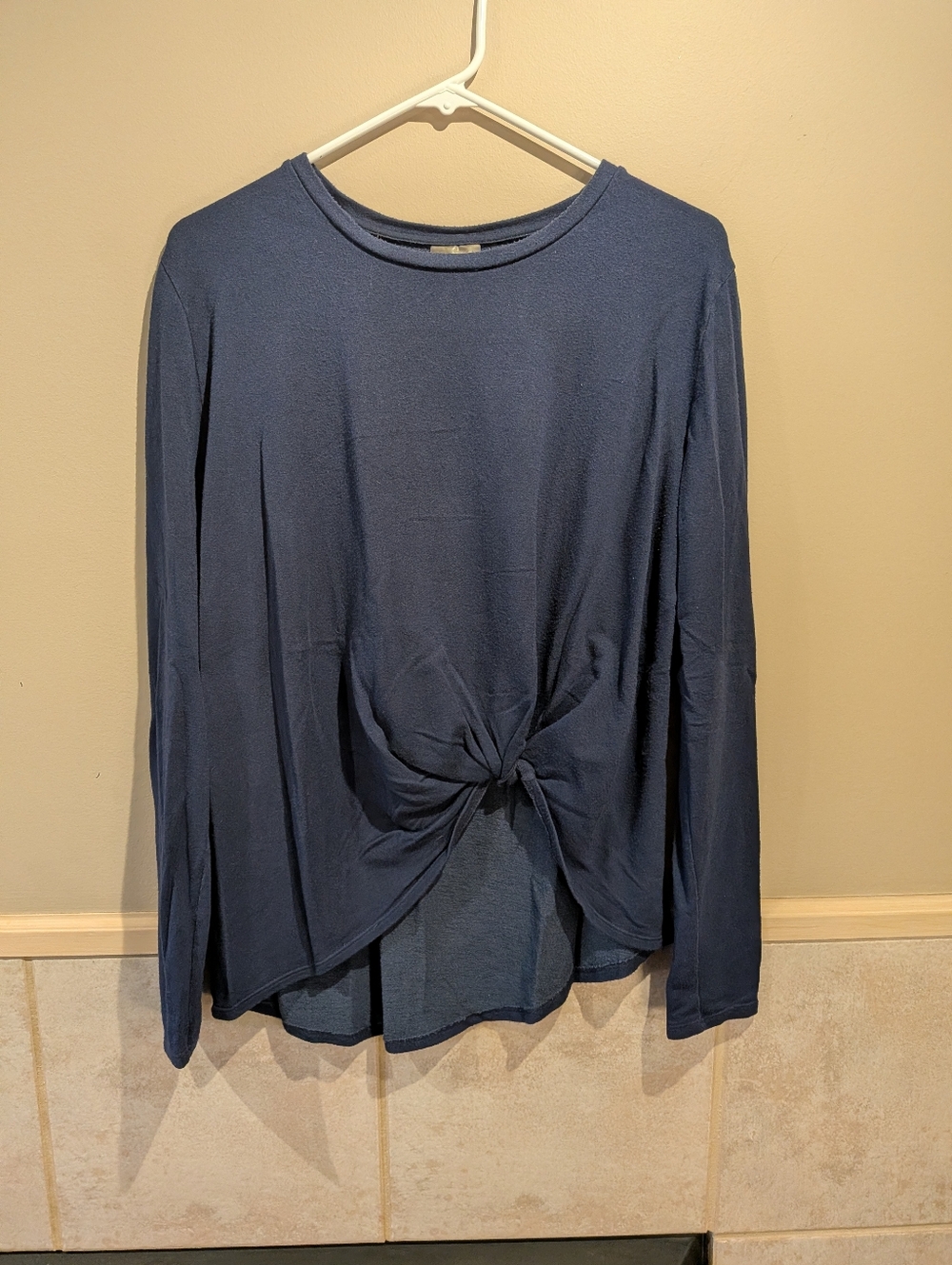 DYI, Long Sleeve Tee With Front Twist, Navy, Size M